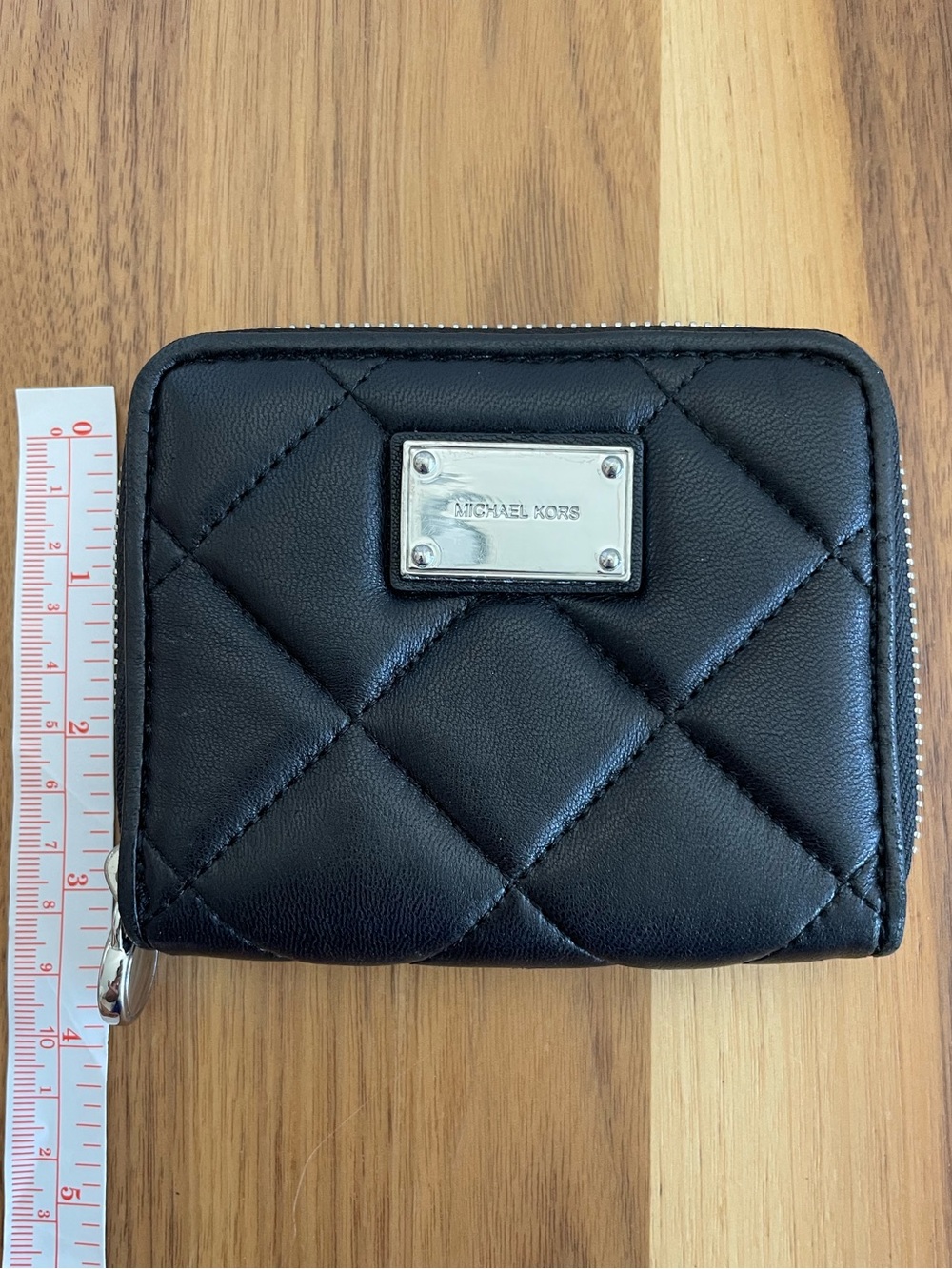 Michael Kors Black Quilted Zip-Around Leather Wallet - Picture 3 of 7